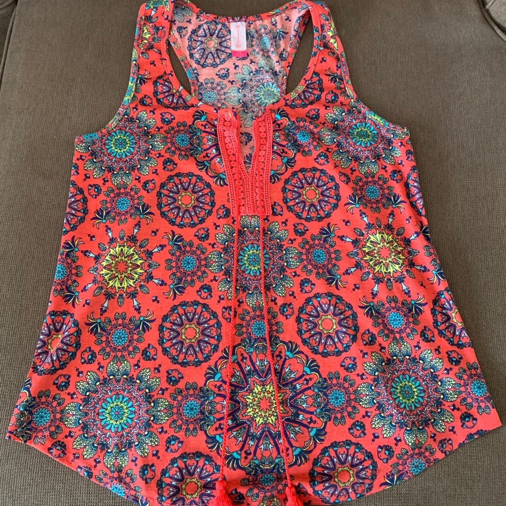 Mandala Tank